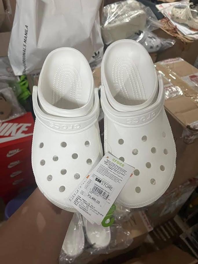 Wholesale Crocs Pallet | 100+ Pairs — Best Profitable Footwear Lot 5 Bulk Crocs Sandals_Pallet2