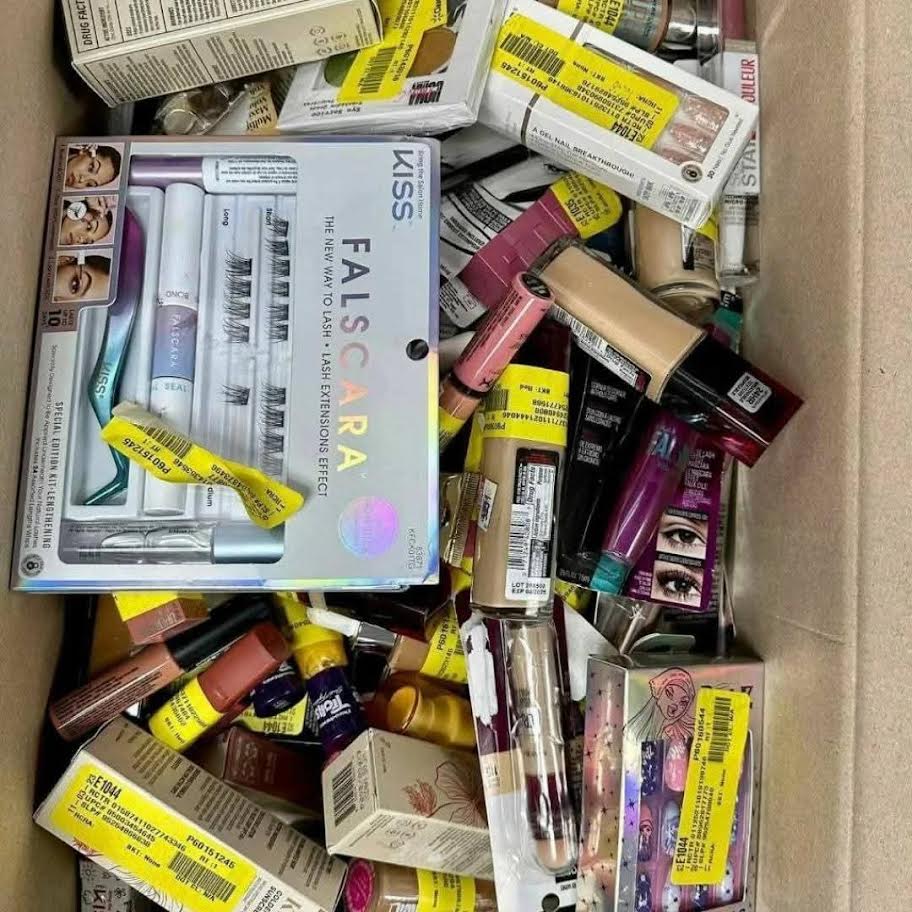 Wholesale Cosmetics Pallet | 200+ Units — Best Profitable Beauty Lot