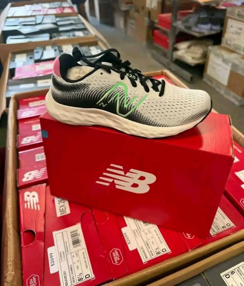Wholesale Premium Sneakers Pallet | 25+ Pairs — Best Profitable Lot 6 Wholesale Premium Sneakers Pallet | 25+ Pairs — Best Profitable Lot - Image 7