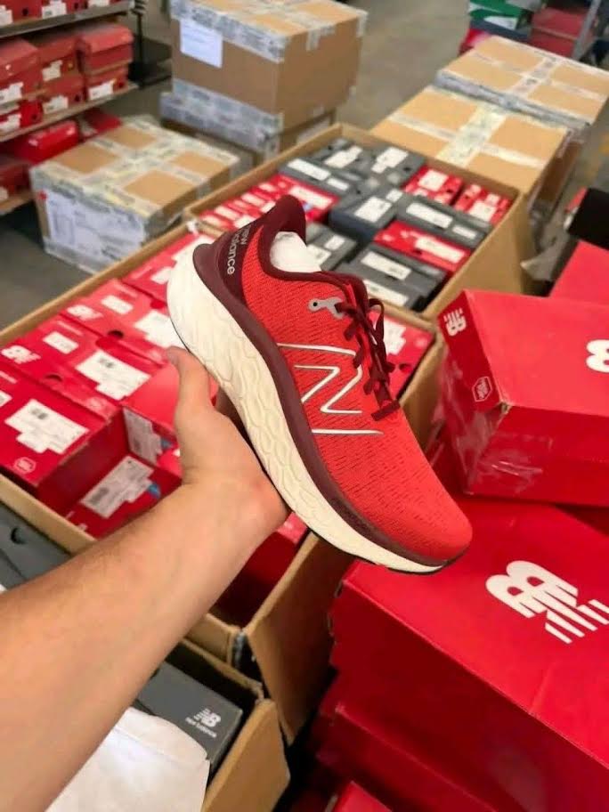 Wholesale Premium Sneakers Pallet | 25+ Pairs — Best Profitable Lot 8 Premium Branded Sneakers Pallet_2